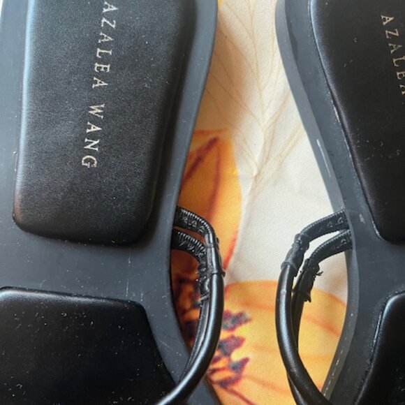 Azalea Wang Womens Sandals Black - Size 10 (New without tags) - Picture 2 of 5